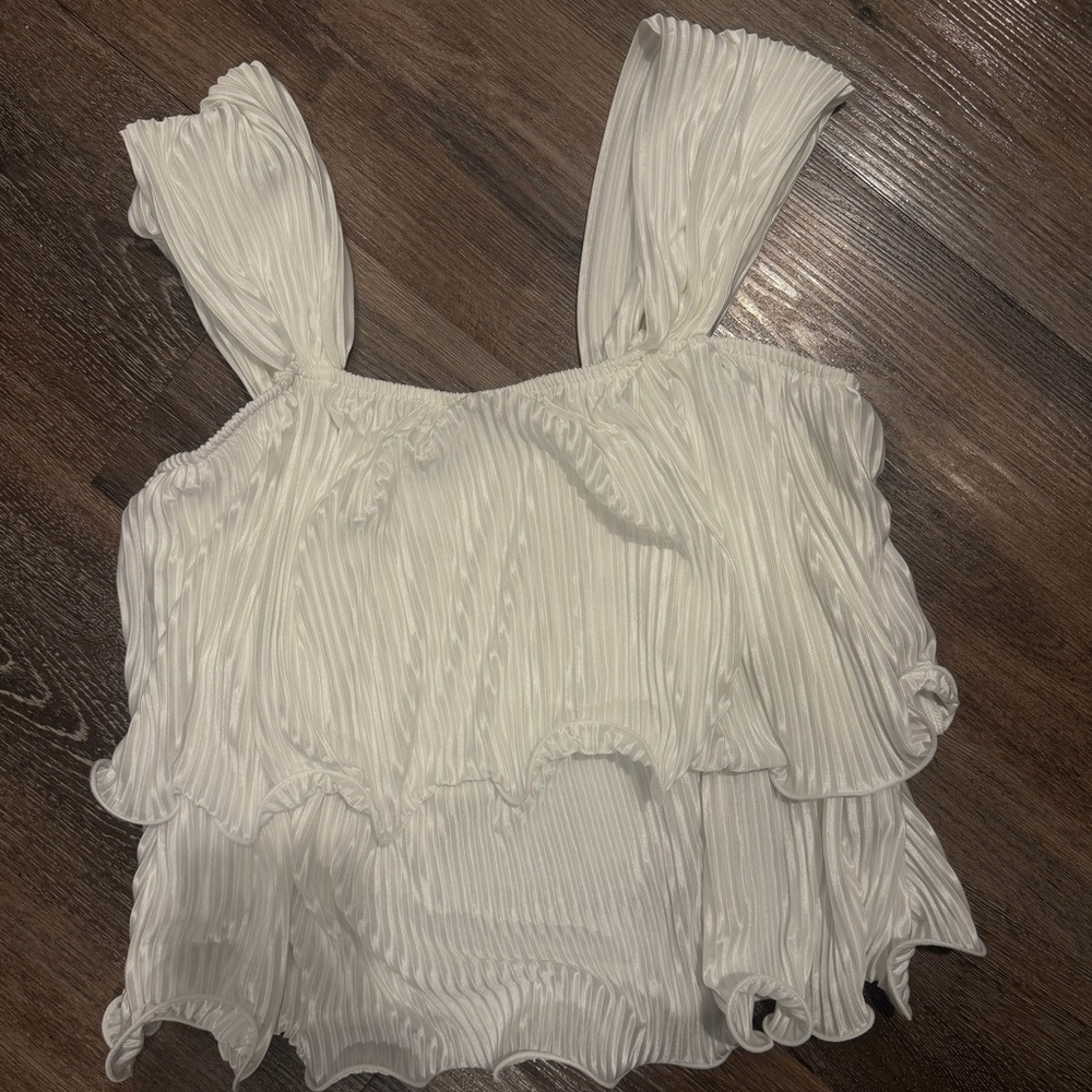 White Pleated Ruffle Crop Tank Top - Picture 2 of 2